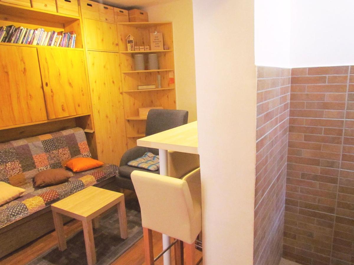 Center Studio Apartment Pula Exteriér fotografie